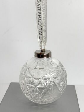 Waterford Crystal Times Square
Ball Star of Hope Ornament 2000 Vintage